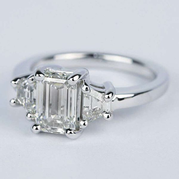 2.83 Carat E VS1 Emerald Cut and Trapezoid Three Stone Diamond Engagement Ring