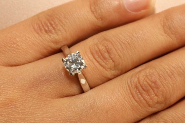 1 CT ROUND CUT Moissanite SOLITAIRE ENGAGEMENT RING 14K WHITE GOLD ENHANCED