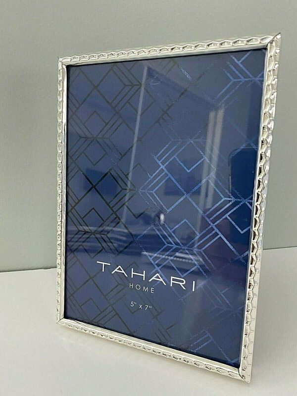 New TAHARI Home 5 x 7" Rectangular Photo Picture Modern Frame Silver Chevron