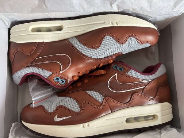 Size 10 - Nike Air Max 1 Patta Brown 2022 (Deadstock with Box, Extra Laces)