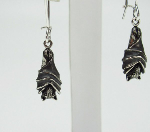 Hanging Bat Earrings - 925 Sterling Silver - Goth Halloween Scary Vampire Bat