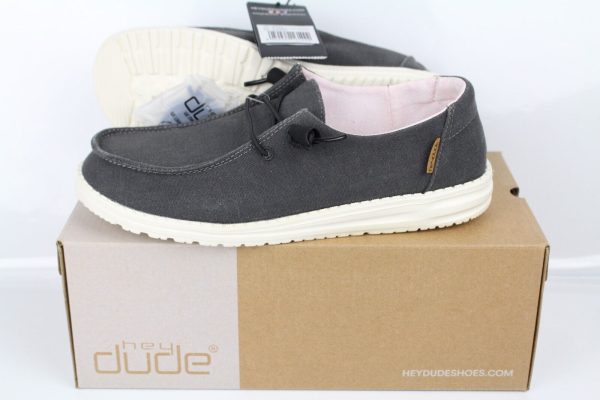 Hey Dude Women's Wendy Slip On Size 9 Chambray Off Black