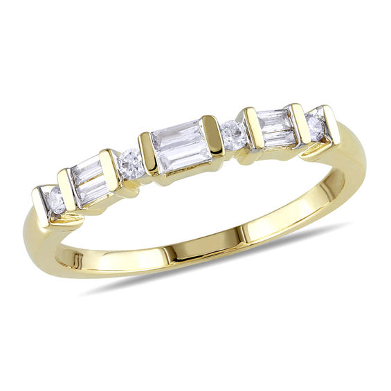 0.22 CT. T.w. Baguette and Round Diamond Alternating Anniversary Band