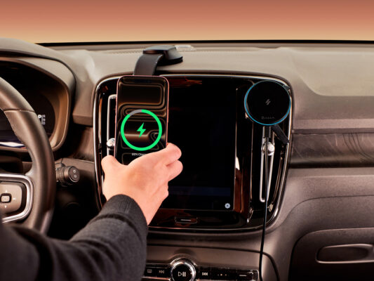 CQ3 Qi2 25W Cooling Car Mount Charger for 
